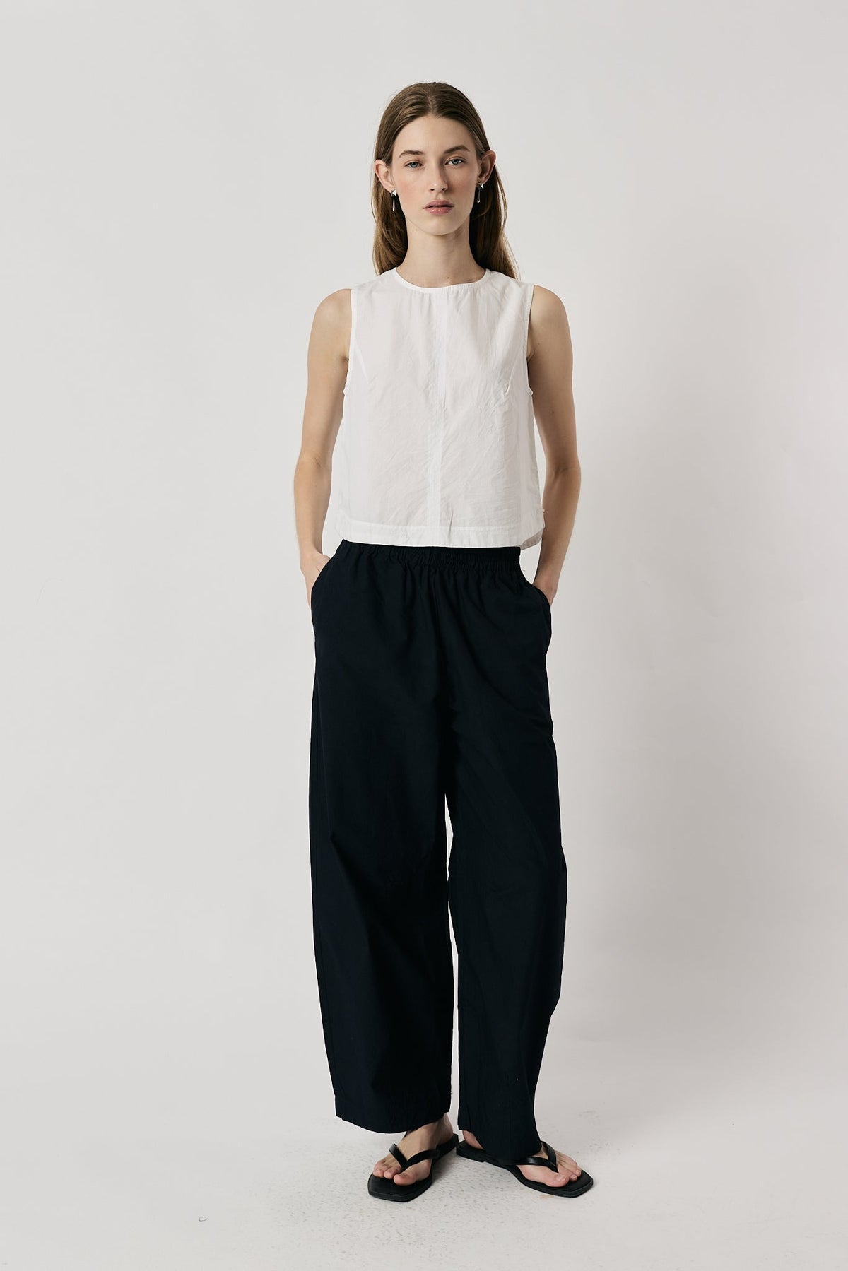 Giliann Agnes Pant (Navy)