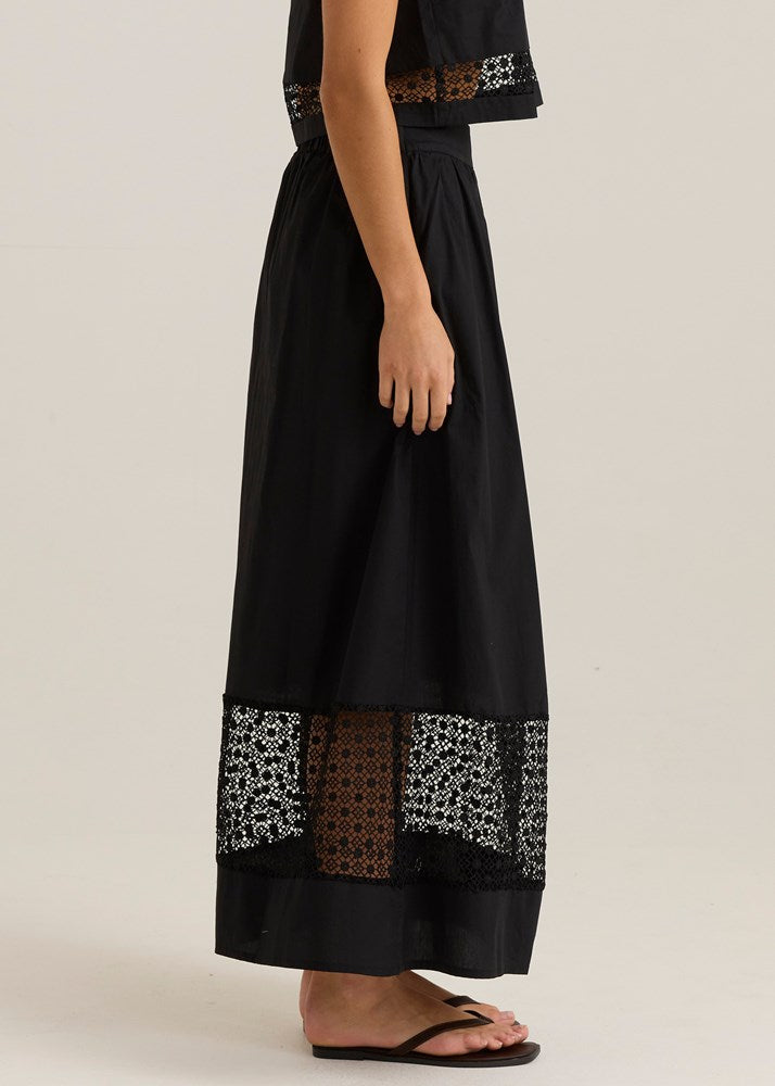 Sass Clothing Nixie Lace Skirt (Black)