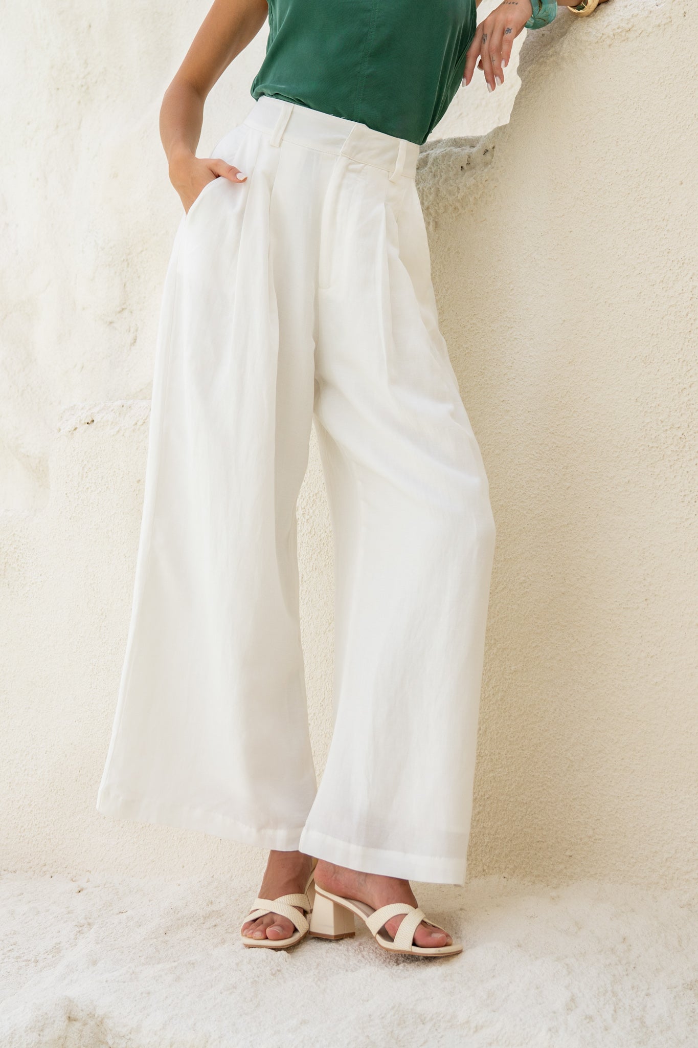 HEYCHIC Isabel Linen Blend Pants (White)