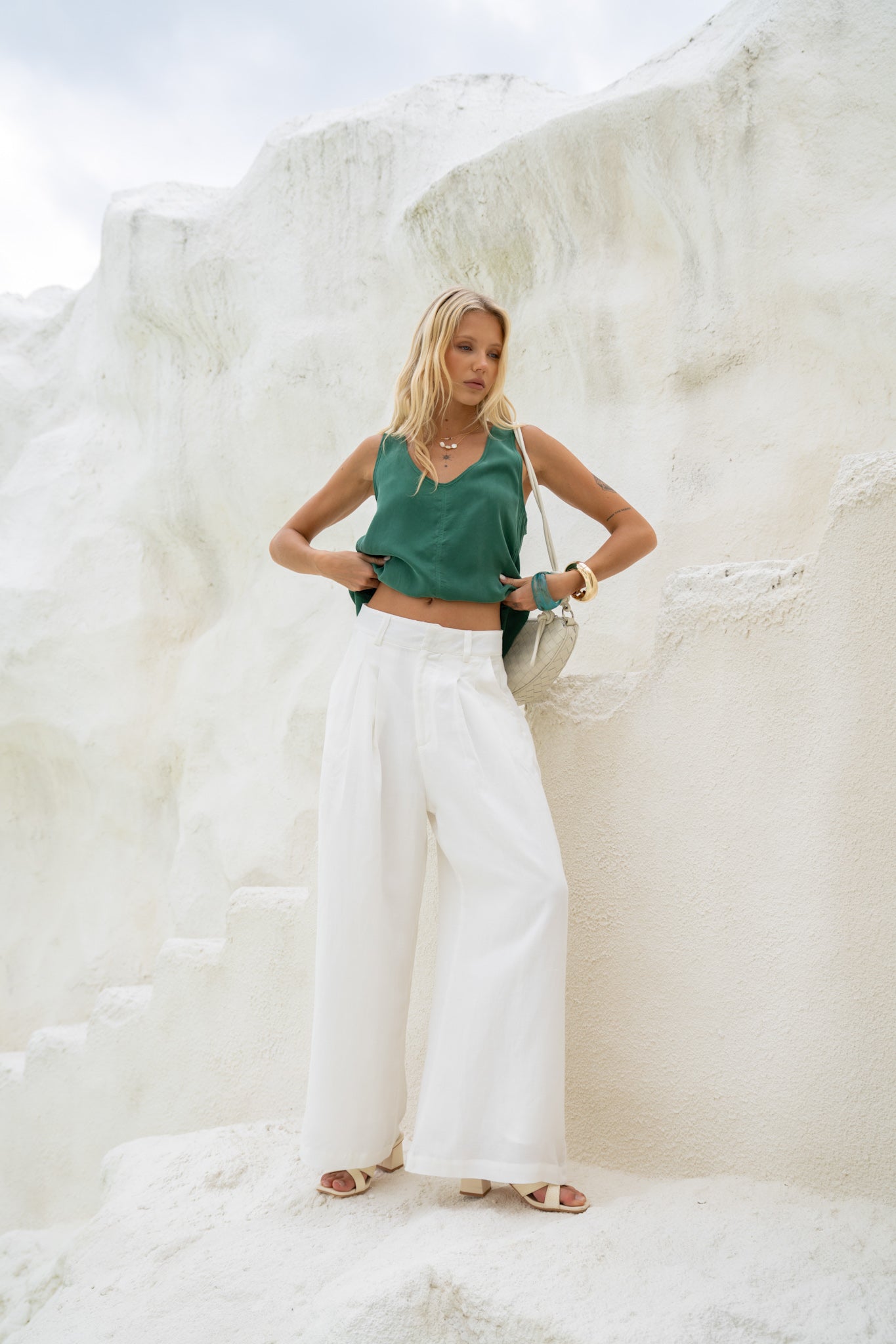 HEYCHIC Isabel Linen Blend Pants (White)