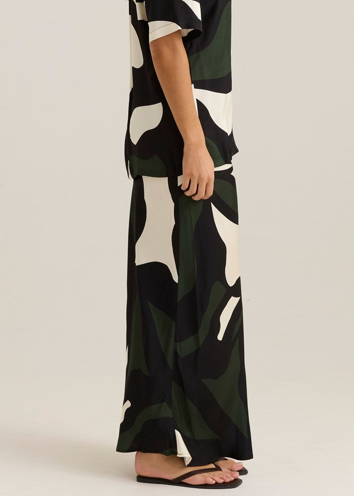Sass Clothing Tarni Satin Slip Skirt (Iris Abstract Print)