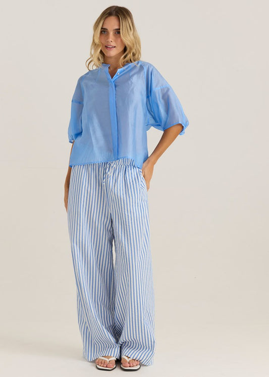 Sass Clothing Wilder Seam Blouse (Cornflower)