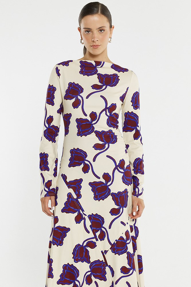 Image of Dresses. Product name - Jade Seamed Jersey Dress in Winter Poppy colour by brand - Sass Clothing