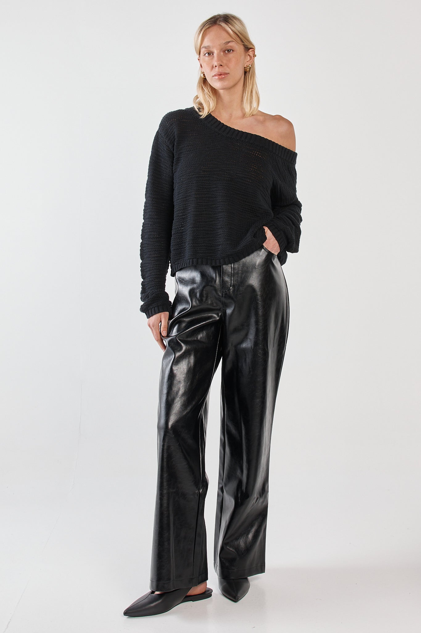 Sass Clothing Kiara Asymmetric Knit (Black)
