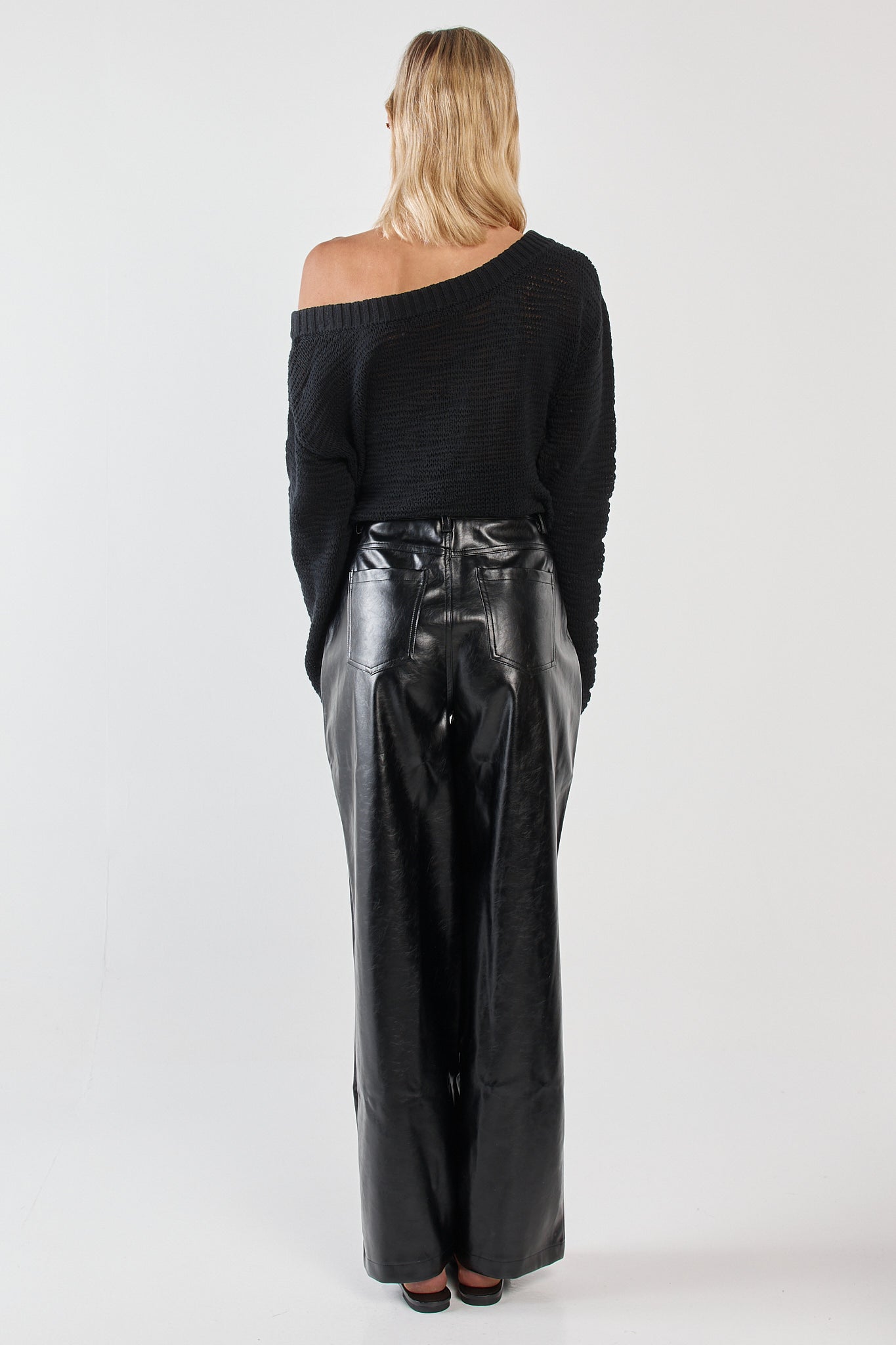 Sass Clothing Kiara Asymmetric Knit (Black)