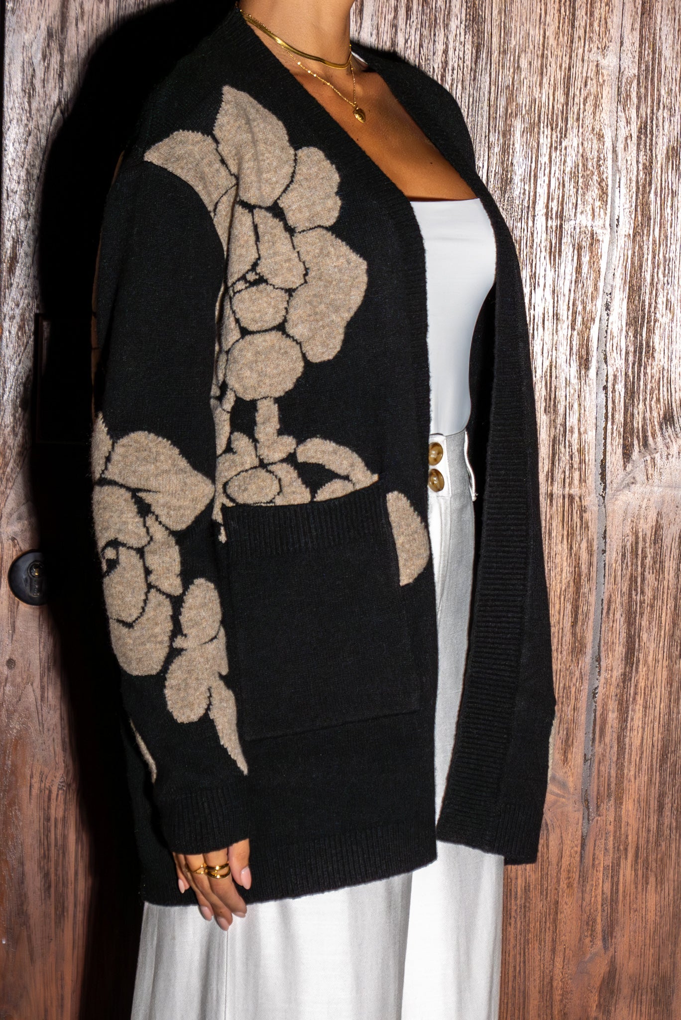 Heychic Mille Mocha Floral Knit Cardigan (Black)