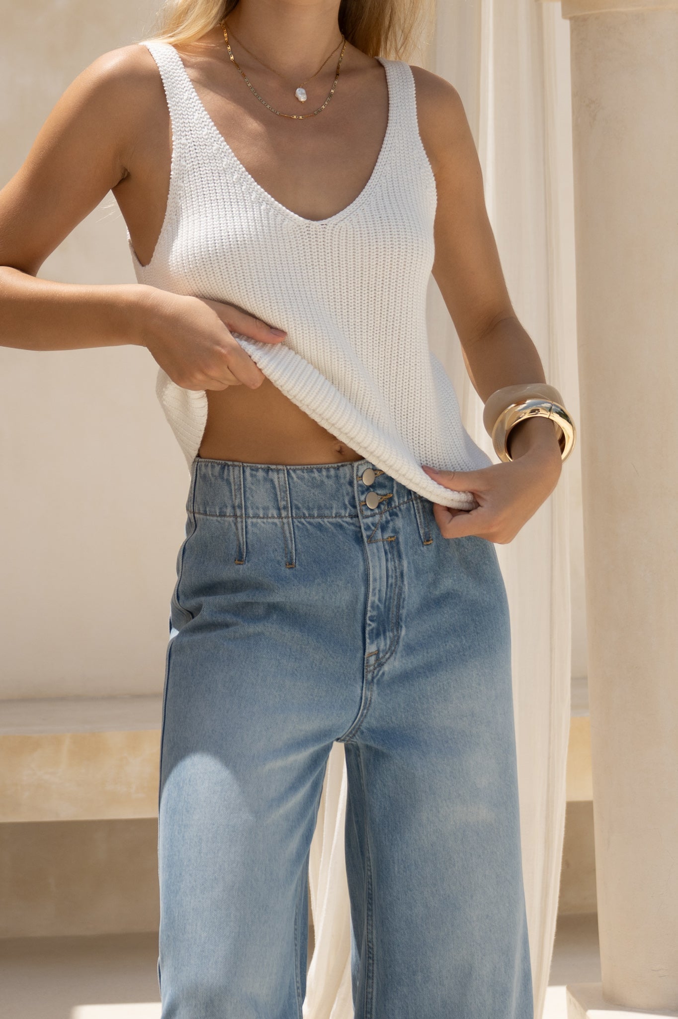 Heychic Kristin Denim Wide Straight Leg Cropped Jeans (Blue)