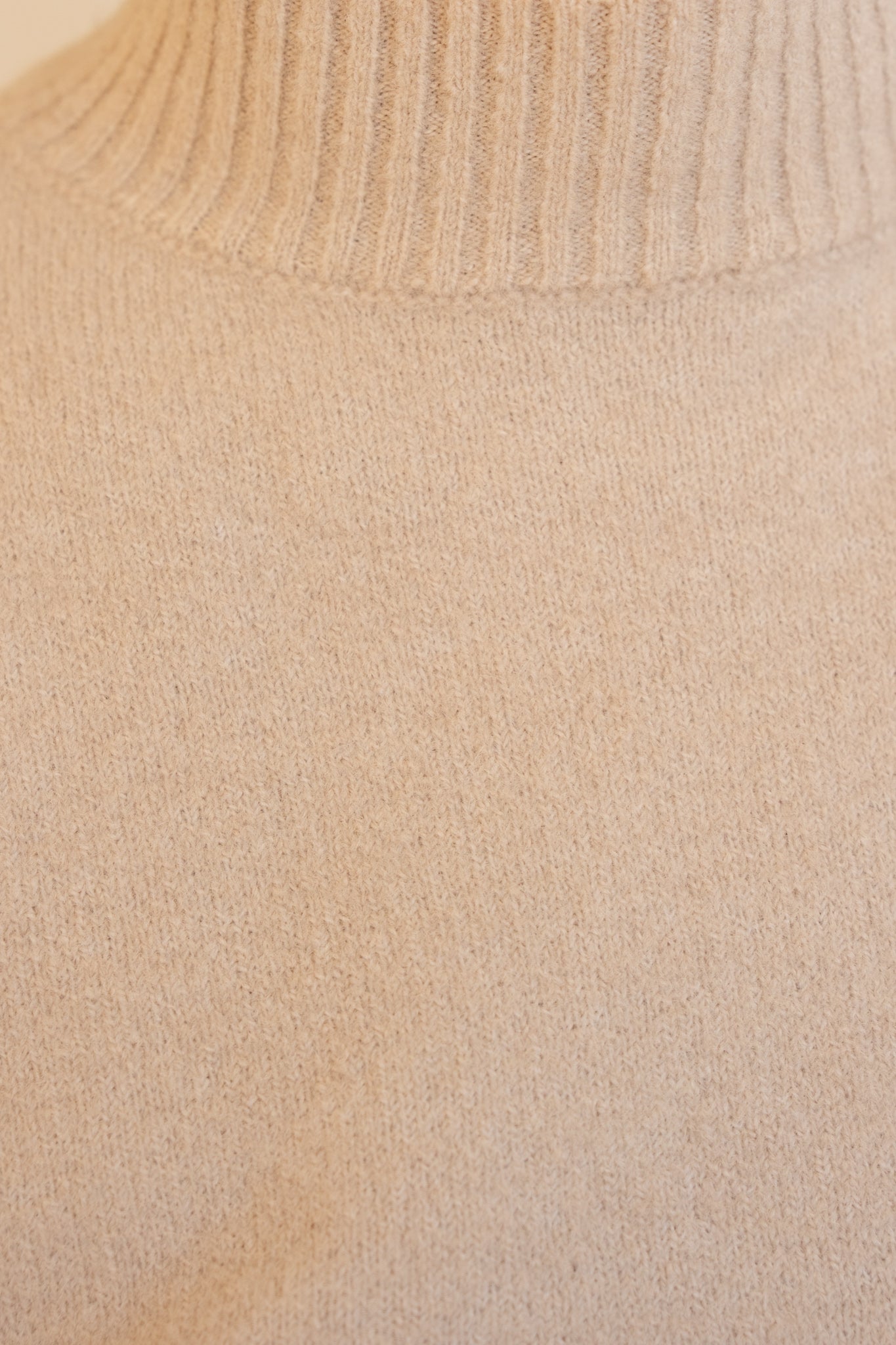 HEYCHIC Anne Knit Top (Beige)