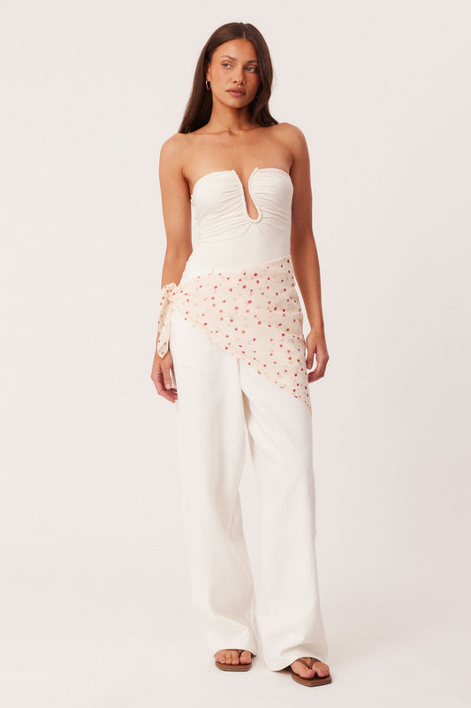 Image of Scarves & Shawls. Productname: SNDYS POLKA DOT WRAP in Vanilla Polka colour by brand - SNDYS