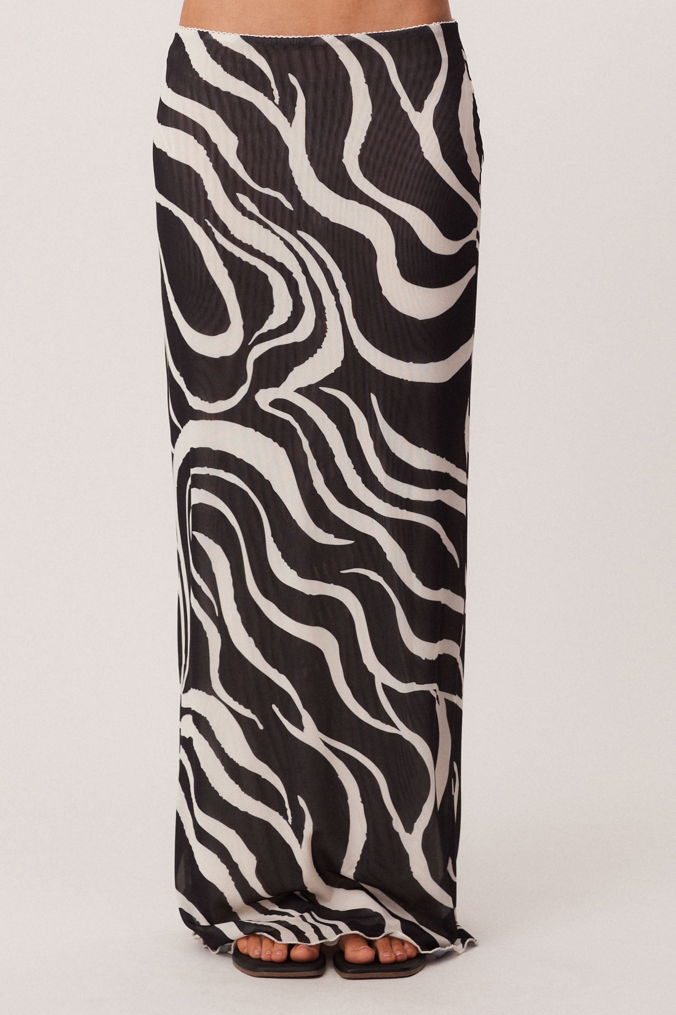 SNDYS SAVANNAH MAXI SKIRT (Black Swirl)