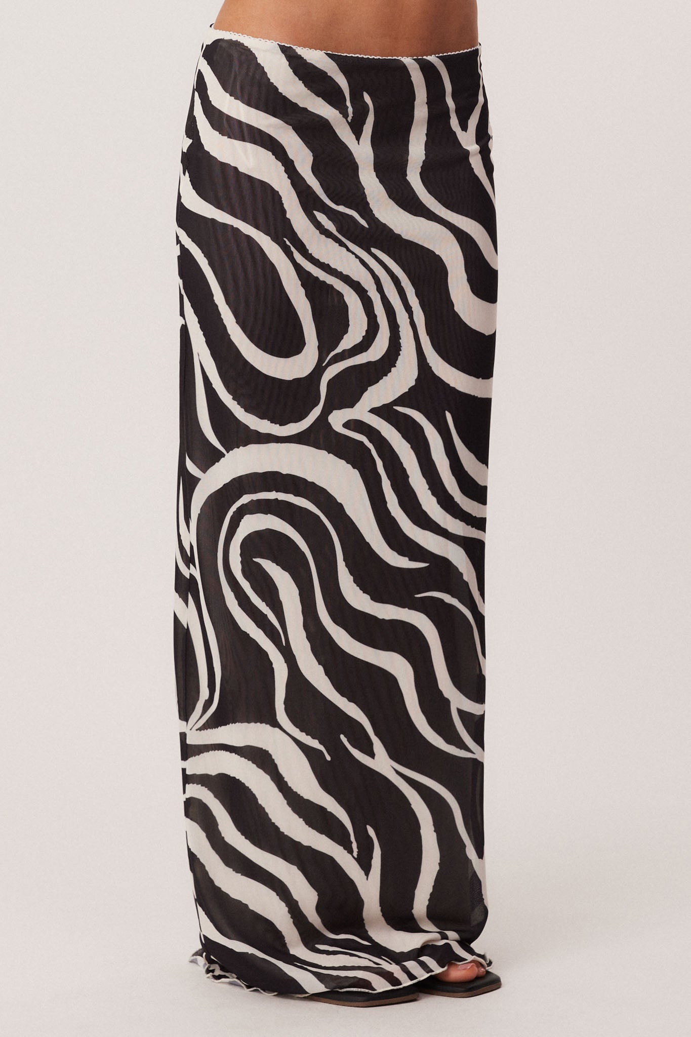 SNDYS SAVANNAH MAXI SKIRT (Black Swirl)