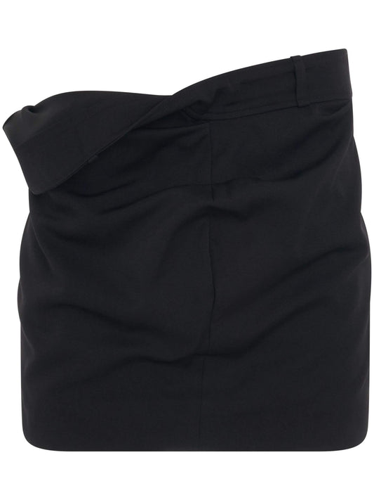 Image of a model wearing Skirts. Productname: JACQUEMUS Bahia Twist Mini Skirt in Black colour by brand - JACQUEMUS