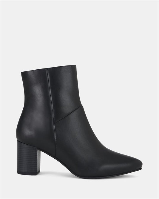 Image of Boots. Product name - Tarvella Women's Boot Low-Mid Heel BLACK Novo Boots in Black colour by brand - NOVO