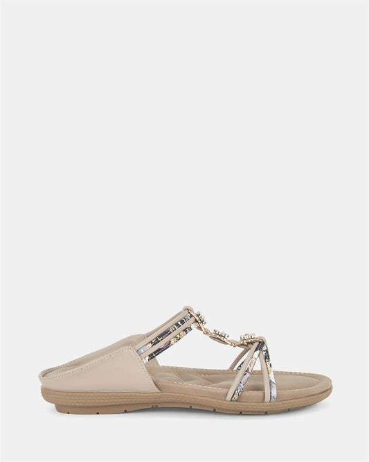 Image of Sandals. Product name - Elparlo Women's Thongs NUDE Novo Thongs in Nude colour by brand - NOVO