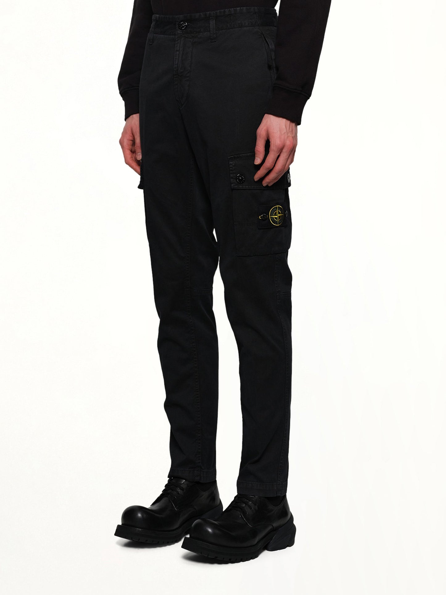 STONE ISLAND 3100034 Stretch Organic Broken Twill Cotton 'Old' Effect Cargo Pants (Black)