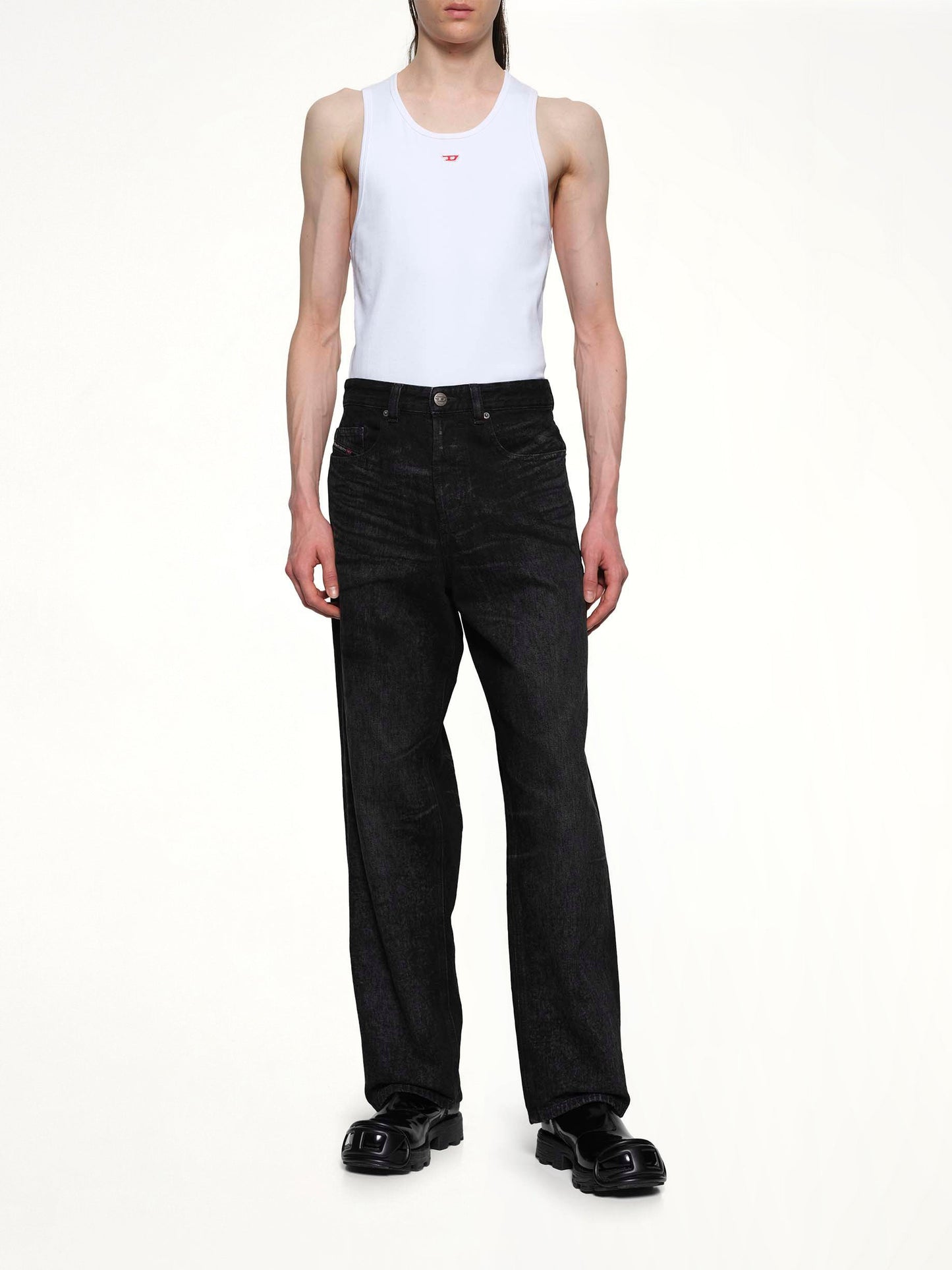 DIESEL 2001 D-MACRO-FSH Relaxed Jeans (Black)