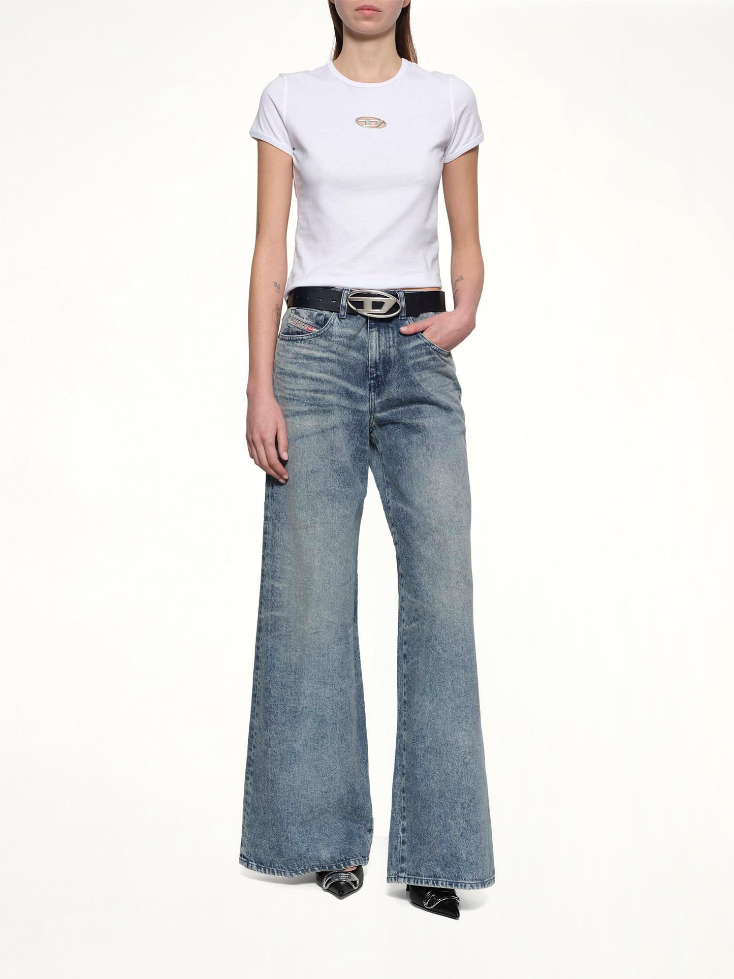 DIESEL 1978 D-AKEMI-FSH Wide Jeans (Blue)