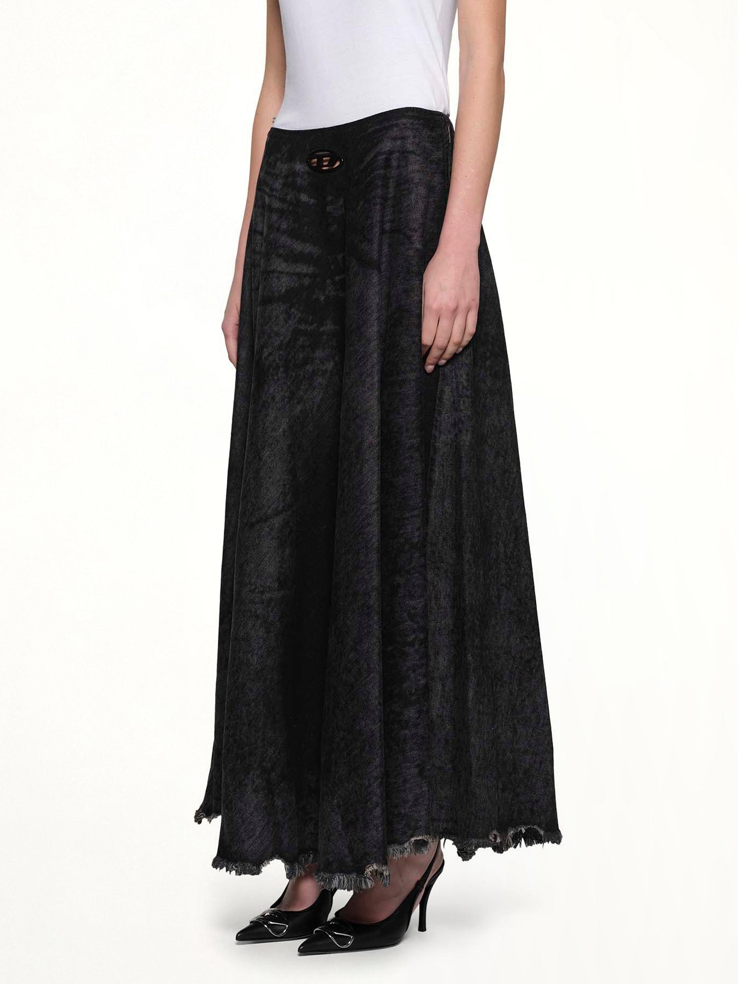 DIESEL DE-HANNIE-FSH Denim Skirt (Black)