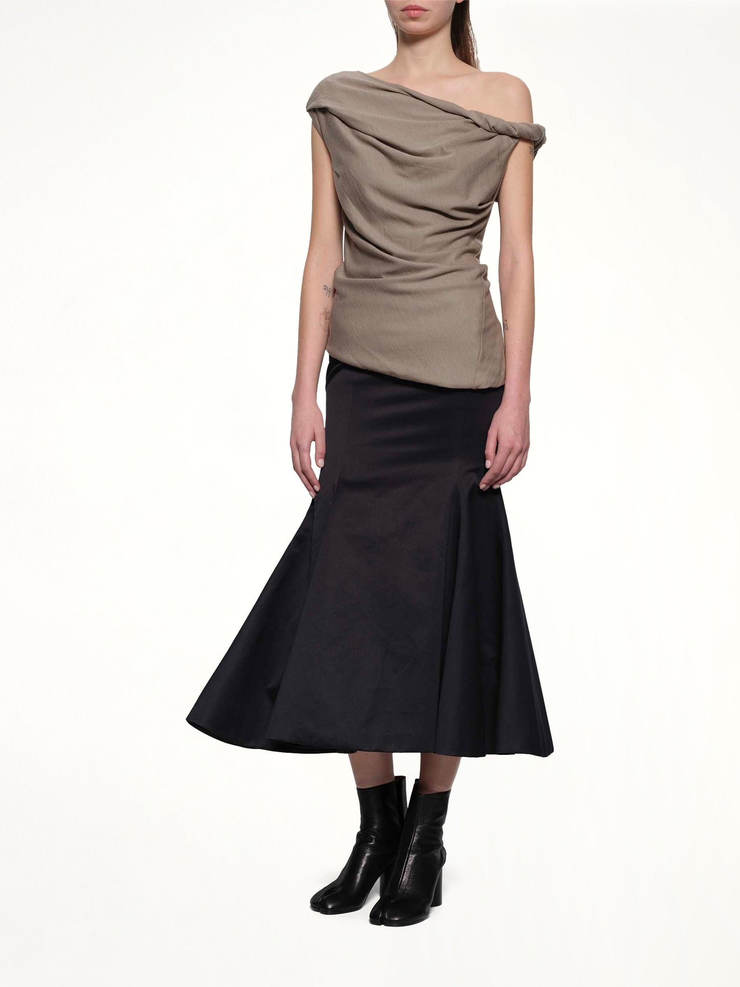 ENTIRE STUDIOS Jersey Twist Top (Beige)