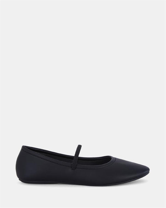 Image of Flats. Product name - Calabria Women's Casual Flat Closed BLACK Novo Casual in Black colour by brand - NOVO