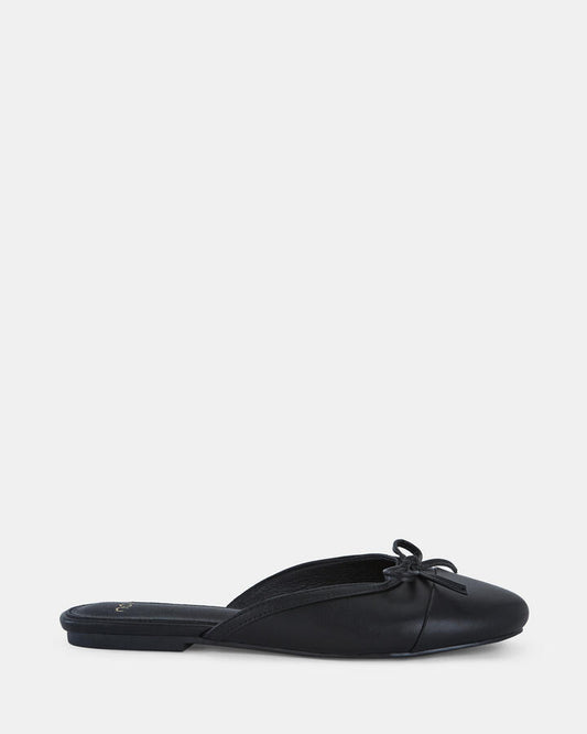 Image of Flats. Product name - Chieti Women's Casual Flat Closed BLACK Novo Casual in Black colour by brand - NOVO