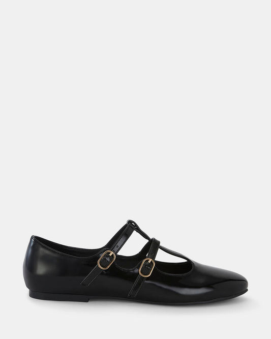 Image of Flats. Product name - Catanzaro Women's Casual Flat Closed BLACK Novo Casual in Black colour by brand - NOVO