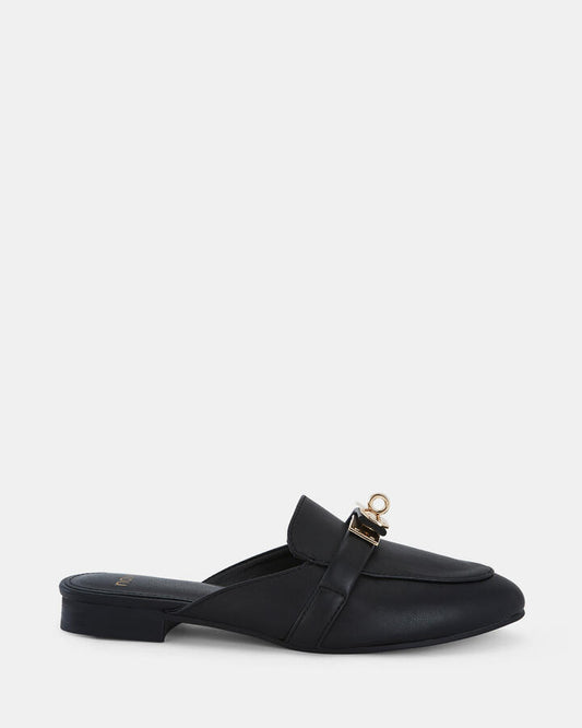 Image of Flats. Product name - Cerignola Women's Casual Flat Closed BLACK Novo Casual in Black colour by brand - NOVO