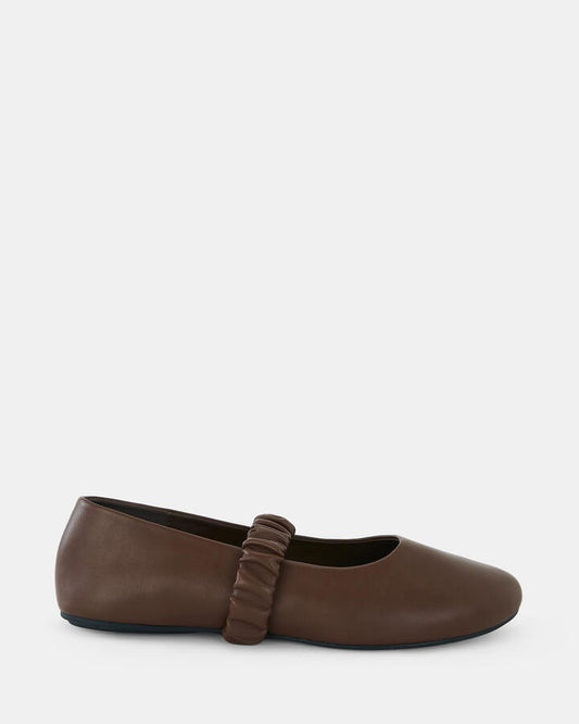Image of Flats. Product name - Cass Women's Casual Flat Closed MILK CHOCOLATE Novo Casual in Milk Chocolate colour by brand - NOVO