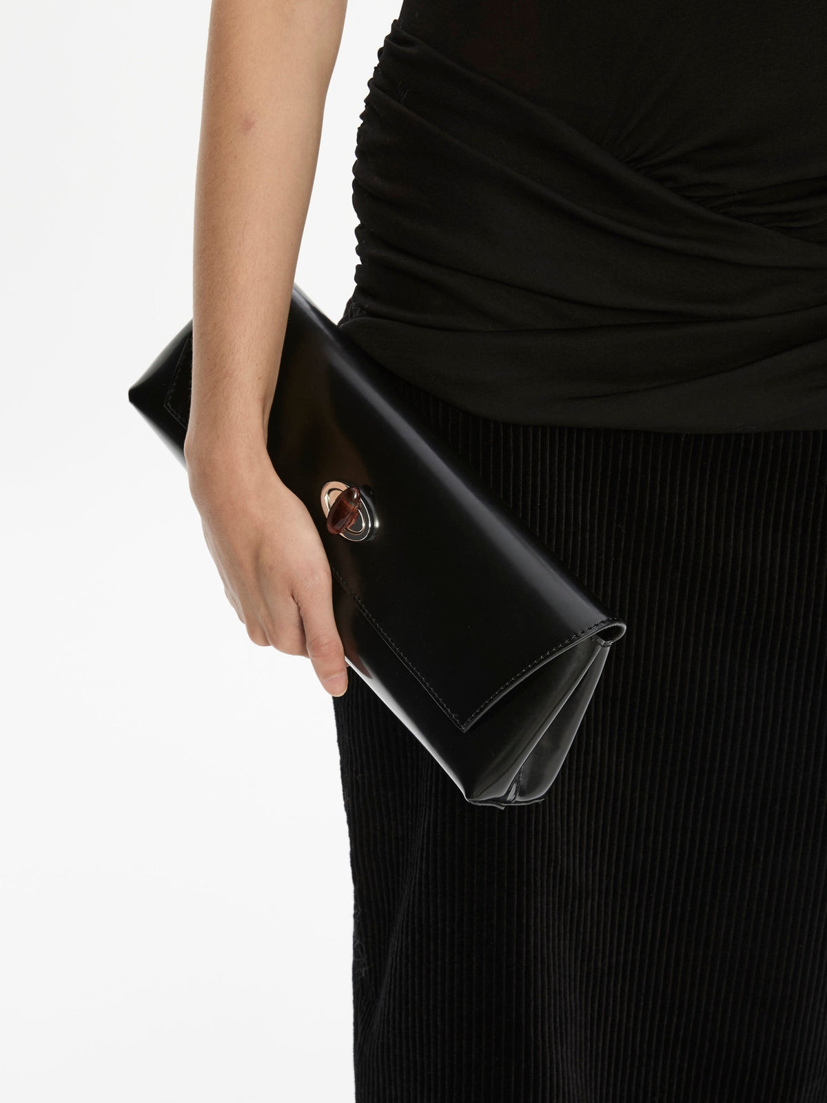 CHRISTOPHER ESBER Buki Polished Clutch (Black)