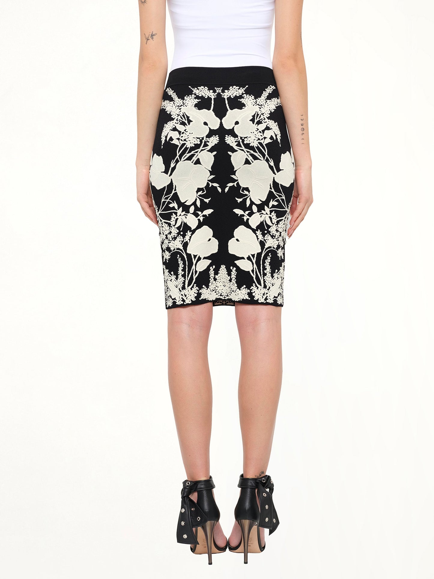 ALEXANDER MCQUEEN Pencil Skirt (Black)