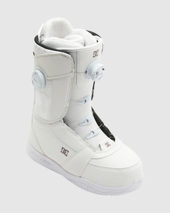 Image of Snowboards. Productname: DC Shoes - Womens Lotus Boa Snowboard Boots - Off White - in Off White colour by brand - DC Shoes
