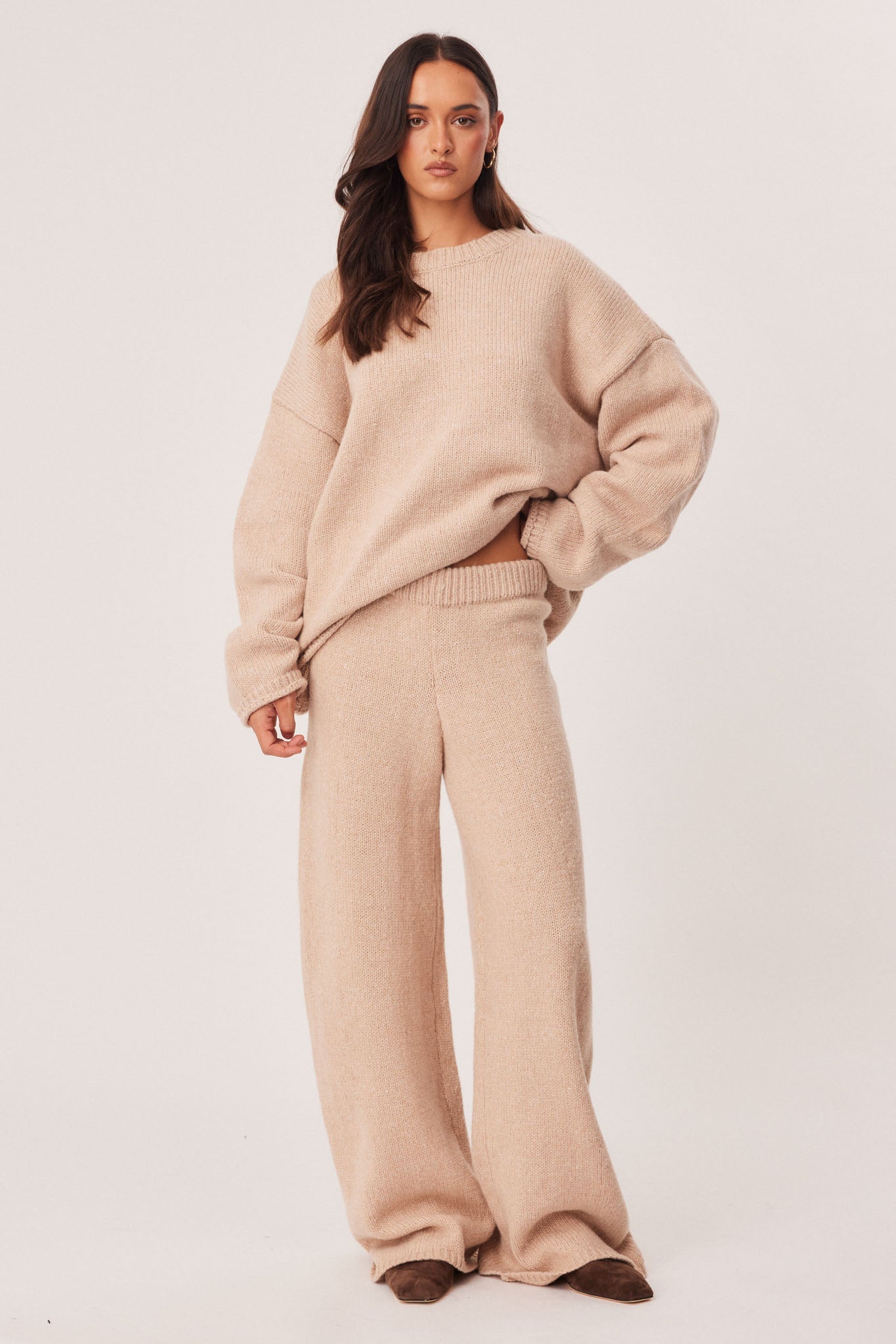 Image of a model wearing Pants. Productname: SNDYS ZIA KNIT PANTS in Beige Marl colour by brand - SNDYS