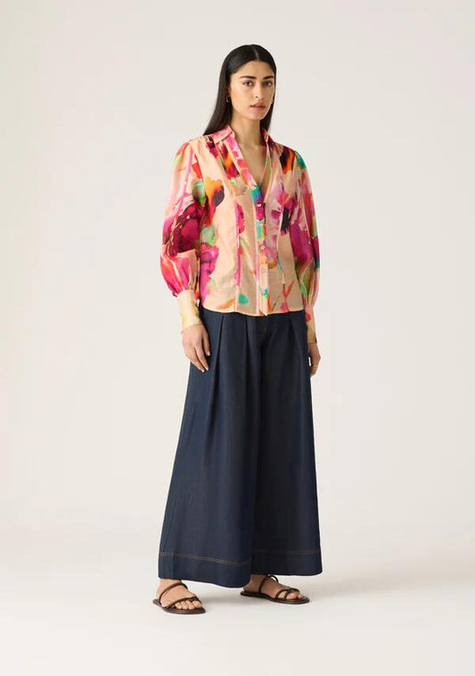Image of a model wearing Tops. Productname: Stella Blouse in Stella Print colour by brand - MOS The Label