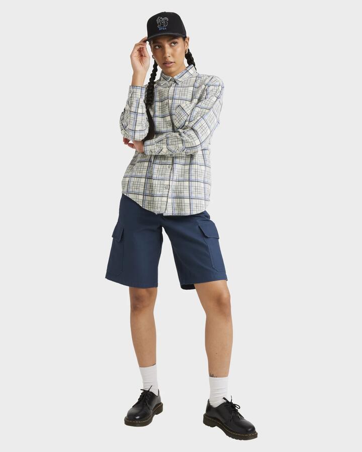 Image of a model wearing Outerwear. Productname: RVCA - Womens Treets Flannel Jacket - Monument - in Monument colour by brand - RVCA