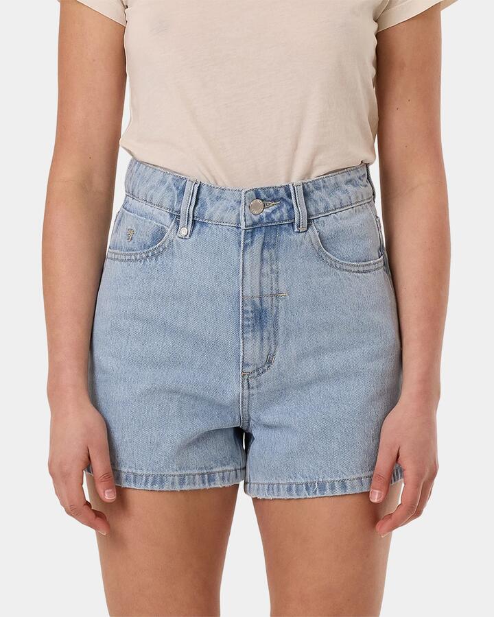 Image of Accessories. Productname: Thrills - Womens Erica Walkshorts - Ageless Blue - in Ageless Blue colour by brand - Thrills