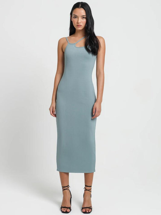 Image of a model wearing Dress. Productname: First Mse Adelita Midi Dress in Seafoam colour by brand - First Mse