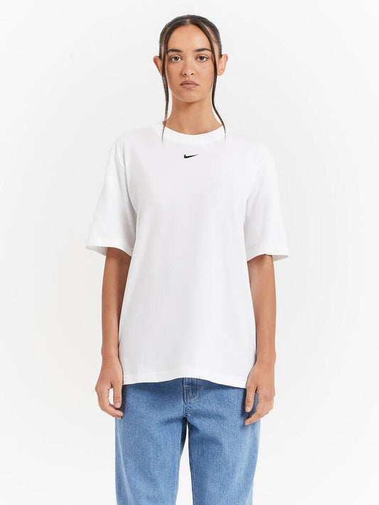 Image of a model wearing Tops. Productname: Nike Sportswear Essentials T-Shirt in White/Black colour by brand - Nike