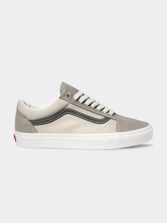 Image of Sneakers. Productname: Vans Unisex Old Skool Sneaker in Earth Tones Moon Rock colour by brand - Vans