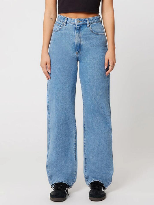 Image of a model wearing Denim. Productname: Abrand Carrie Jeans Gigi in Mid Blue colour by brand - Abrand