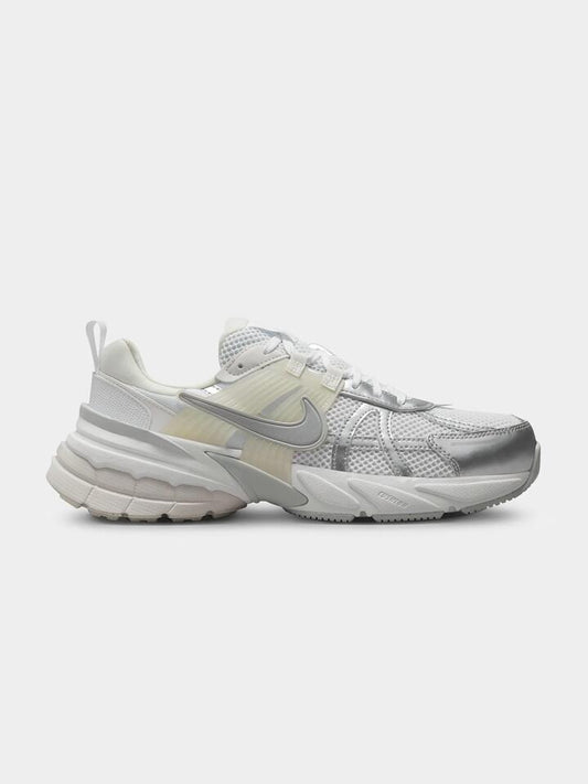 Image of Others. Productname: Nike Womens Nike V2K Run in White/Metallic Silver-Tint colour by brand - Nike