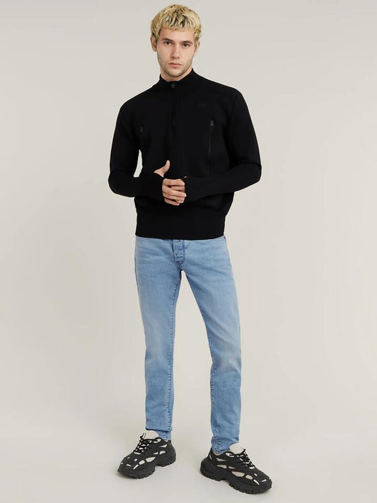 Image of a model wearing Denim. Productname: G-Star 3301 Slim in Light Aged colour by brand - G-Star