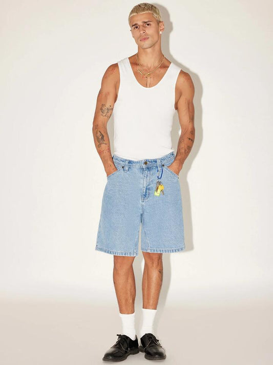 Image of a model wearing Shorts. Productname: Abrand A5 Baggy Short Larry in LIGHT VINTAGE INDIGO colour by brand - Abrand