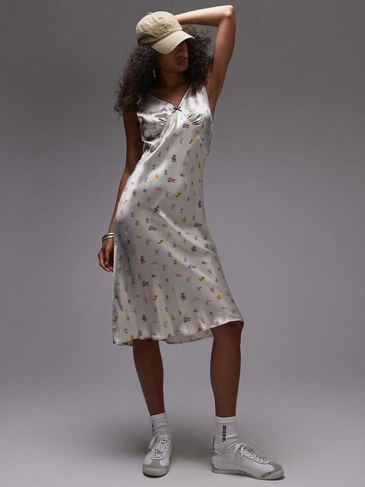 Image of a model wearing Dress. Productname: Topshop Vintage Floral Slip Dress in MULTI colour by brand - Topshop