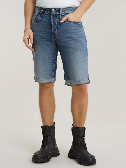 Image of a model wearing Shorts. Productname: G-Star 3301 Short in Medium Aged colour by brand - G-Star