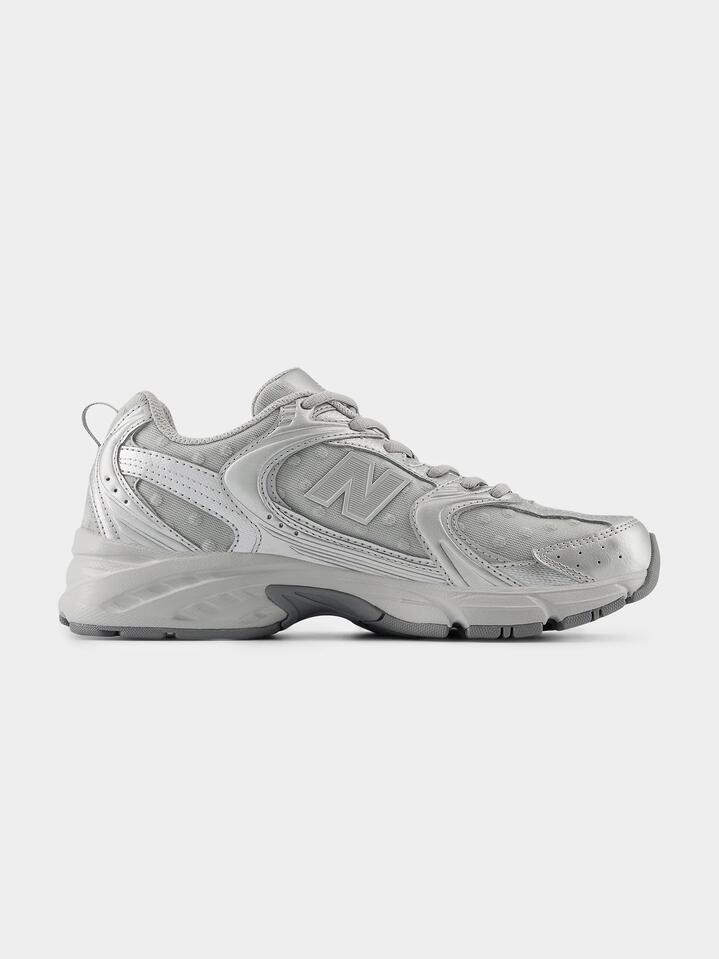 Image of Sneakers. Productname: New Balance Unisex 530 Sneakers in Rain Cloud colour by brand - New Balance