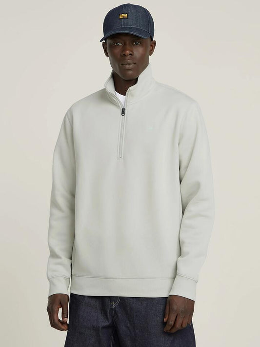 Image of a model wearing Outerwear. Productname: G-Star Premium Core Zip Sweater in Gs Mercury colour by brand - G-Star