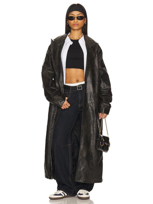 Image of a model wearing Denim. Productname: Lioness Renacida Jean in DARK DENIM colour by brand - Lioness