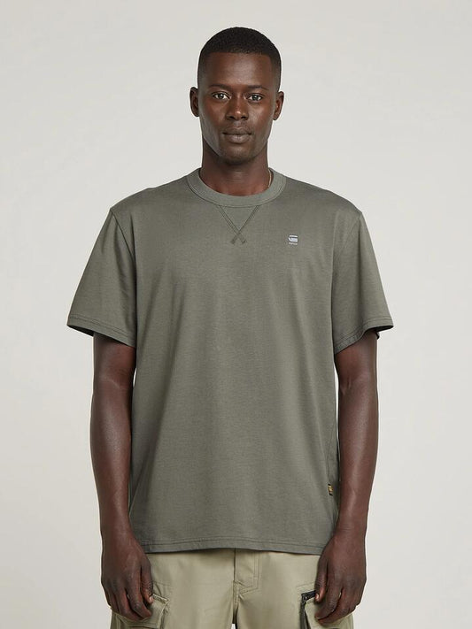 Image of a model wearing Tops. Productname: G-Star Nifous R Tee in Gs Grey colour by brand - G-Star