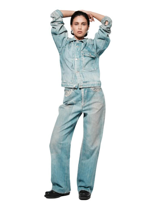 Image of a model wearing Denim. Productname: Neuw Coco Relaxed Digital in LIGHT VINTAGE INDIGO colour by brand - Neuw