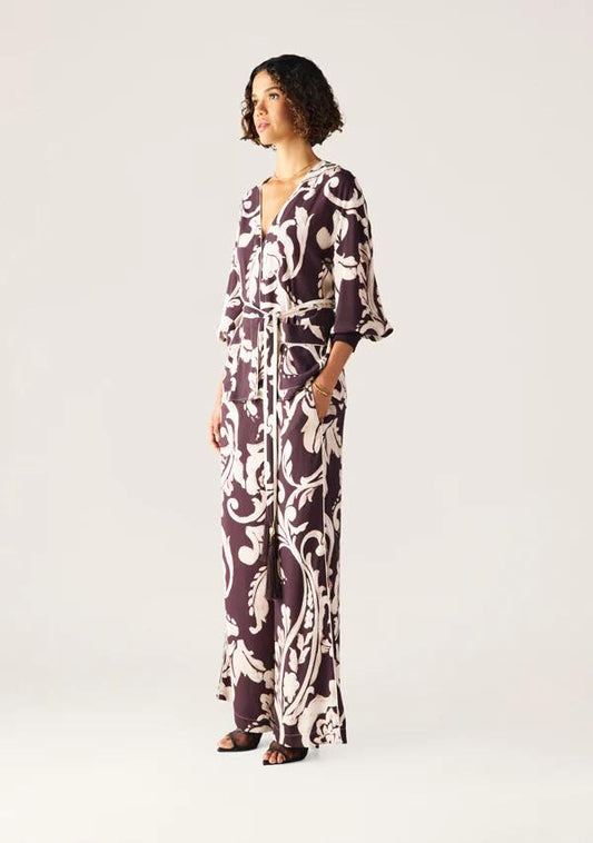 Image of a model wearing Pants. Productname: Seraphine Pants in Seraphine Print colour by brand - MOS The Label